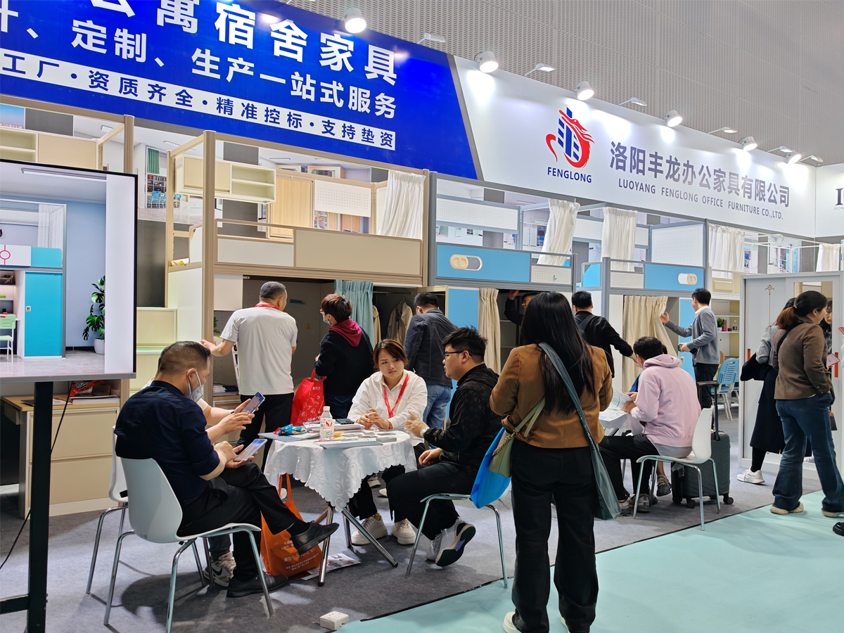 2025年豐龍家具閃耀廣州展--深耕宿舍家具，布局全球市場